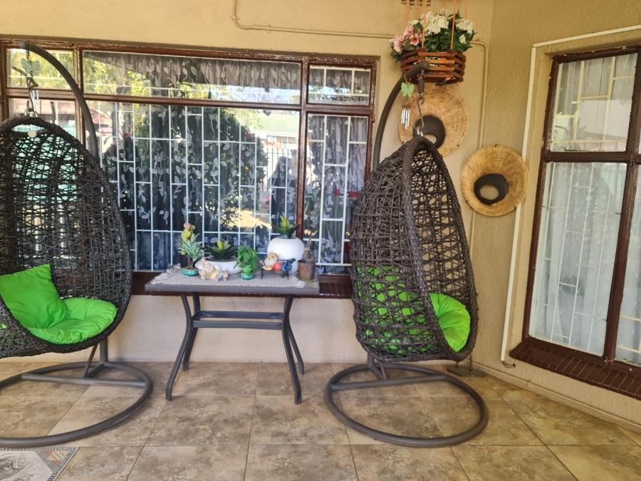 4 Bedroom Property for Sale in Protea Park North West